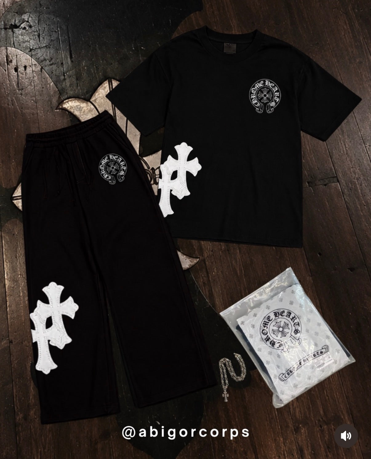 CHROME HEARTS WHITE - SET